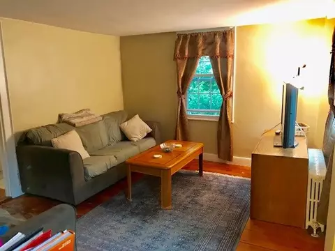 814 Centerville Rd, Warwick, RI 02886 photo 3