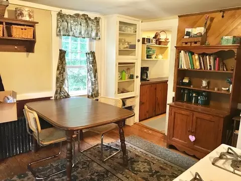 814 Centerville Rd, Warwick, RI 02886 photo 6