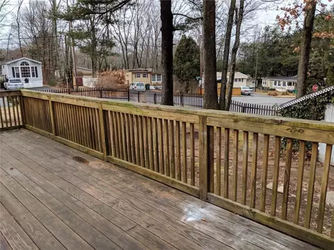 15 Oak Ter, Mapleville, RI 02839 photo 5