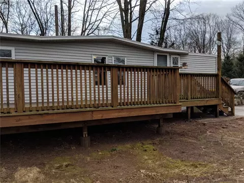 15 Oak Ter, Mapleville, RI 02839 photo 2