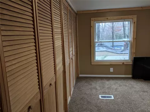 15 Oak Ter, Mapleville, RI 02839 photo 11