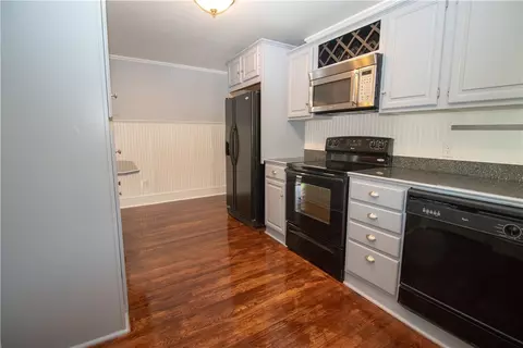 17 Spring St, Westerly, RI 02891 photo 6
