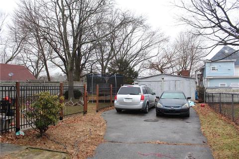 91 Merida Ave, Woonsocket, RI 02895 photo 28