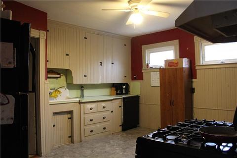 91 Merida Ave, Woonsocket, RI 02895 photo 10