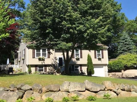 3 Twig Dr, Westerly, RI 02891 photo 2