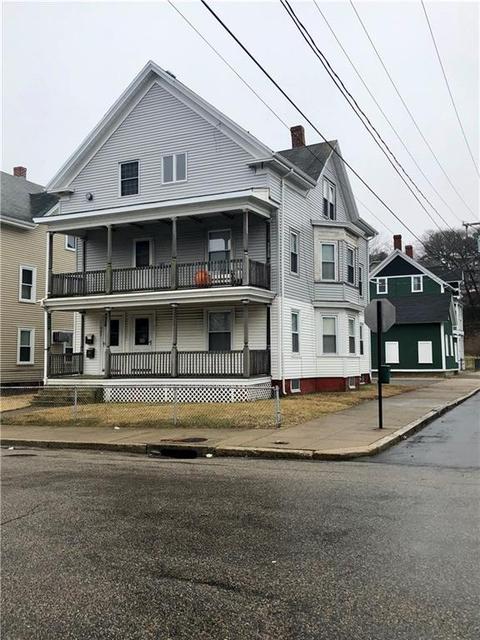 421 Willow St, Woonsocket, RI 02895 photo 2