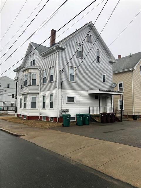 421 Willow St, Woonsocket, RI 02895 photo 3