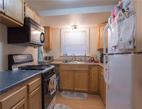 37 Watson St, Woonsocket, RI 02895 photo 8