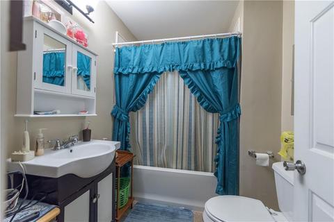 37 Watson St, Woonsocket, RI 02895 photo 15