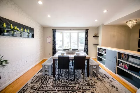 32 Oakridge Ct, Warwick, RI 02886 photo 7