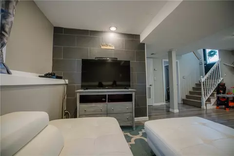 32 Oakridge Ct, Warwick, RI 02886 photo 20