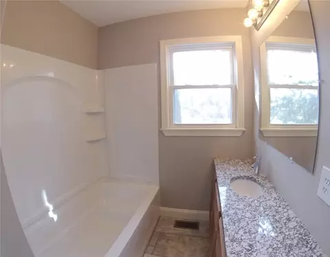 213 Second Ave, Warwick, RI 02888 photo 9