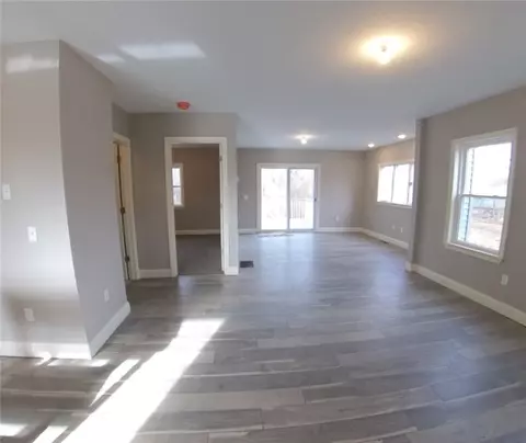 213 Second Ave, Warwick, RI 02888 photo 2