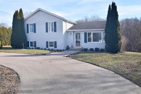 1 Sparrow Dr, Westerly, RI 02891 photo 1