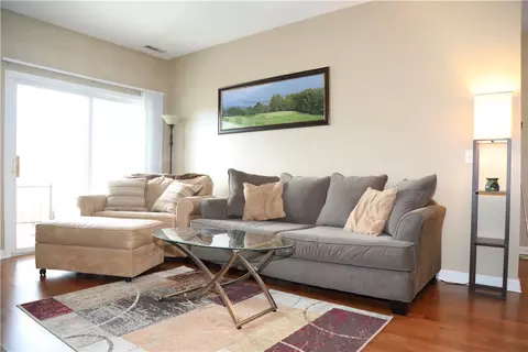 82 Mill St #202, Woonsocket, RI 02895 photo 4