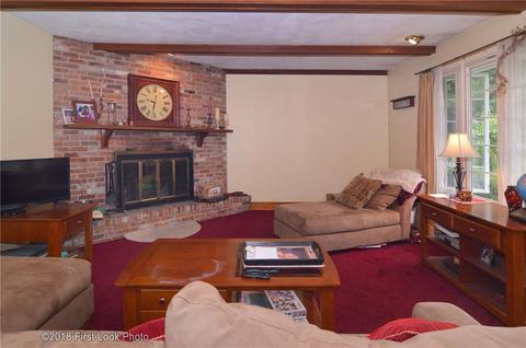 10 Circle Dr, Coventry, RI 02816 photo 11
