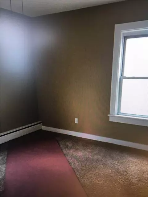 36 Williams St, Woonsocket, RI 02895 photo 9