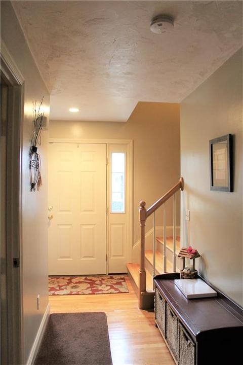 91 Grange Ave, Woonsocket, RI 02895 photo 9