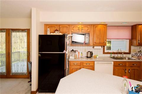 35 Rock Ridge Rd, Westerly, RI 02891 photo 9