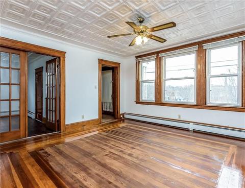 134 1st Ave, Woonsocket, RI 02895 photo 5