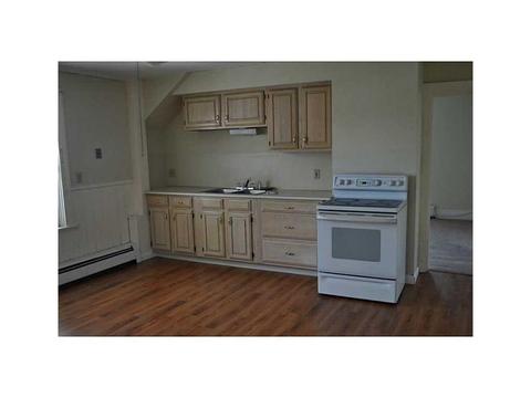 582 Manville Rd, Woonsocket, RI 02895 photo 4