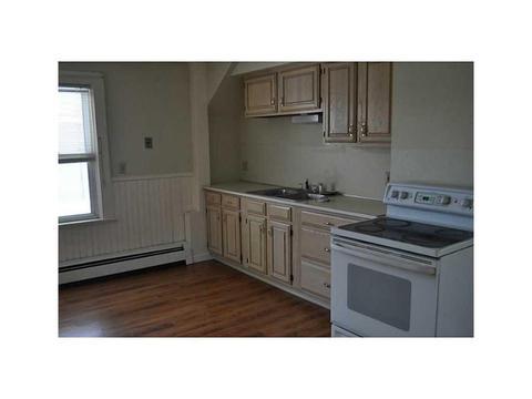 582 Manville Rd, Woonsocket, RI 02895 photo 6