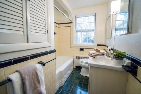 1150 Main Ave, Warwick, RI 02886 photo 11