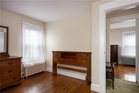 35 Maple Ave, Middletown, RI 02842 photo 16