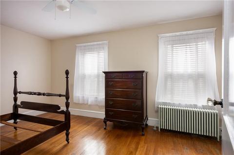 35 Maple Ave, Middletown, RI 02842 photo 14