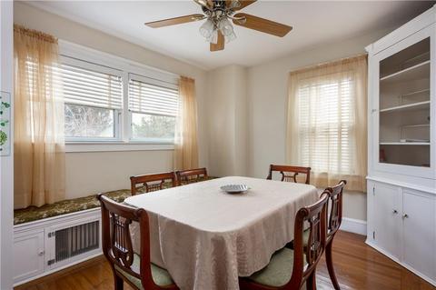 35 Maple Ave, Middletown, RI 02842 photo 7