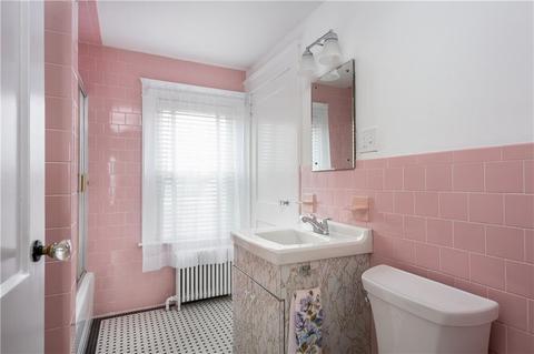 35 Maple Ave, Middletown, RI 02842 photo 18