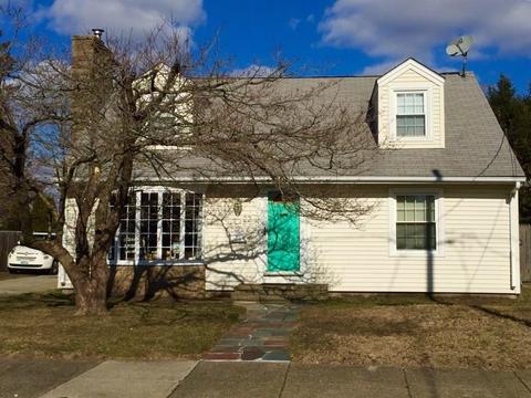 22 Edendale Ave, Pawtucket, RI 02861 photo 1
