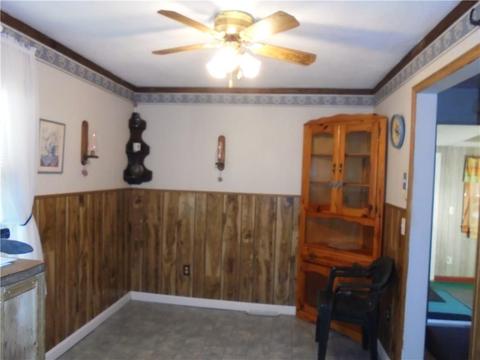 60 Uncas St, Warwick, RI 02889 photo 3