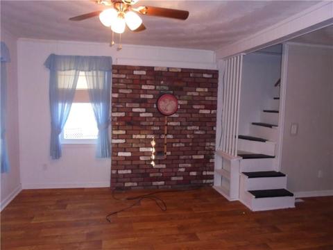 60 Uncas St, Warwick, RI 02889 photo 4