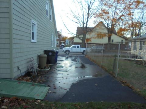 60 Uncas St, Warwick, RI 02889 photo 20