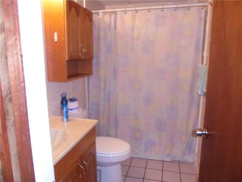 60 Uncas St, Warwick, RI 02889 photo 7