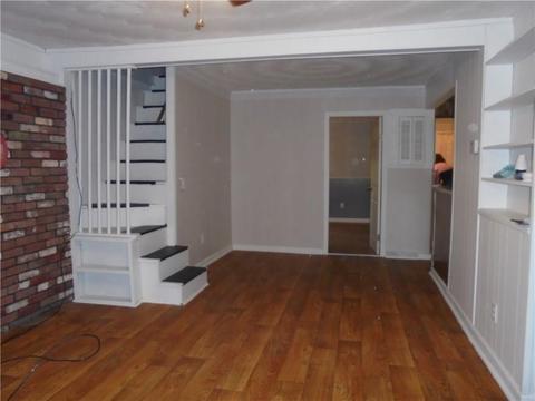 60 Uncas St, Warwick, RI 02889 photo 2