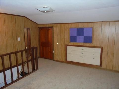 60 Uncas St, Warwick, RI 02889 photo 9