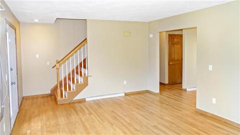 400 Commonwealth Ave #11, Warwick, RI 02886 photo 3