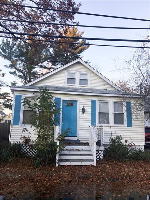 33 Dryden Blvd, Warwick, RI 02888 photo 1