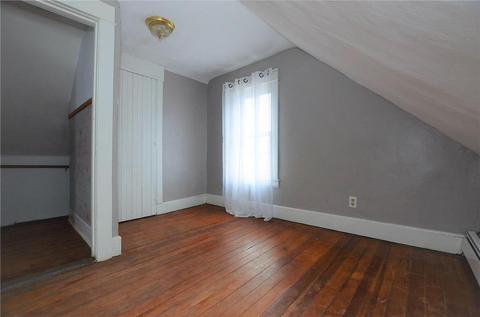115 Custer St, Warwick, RI 02889 photo 6