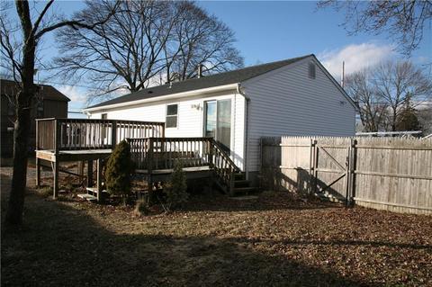 104 Doris Ave, Warwick, RI 02889 photo 19
