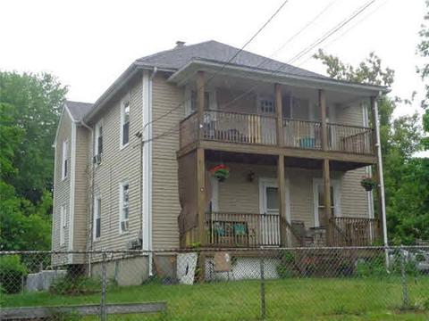 27 Birch St, Woonsocket, RI 02895 photo 1