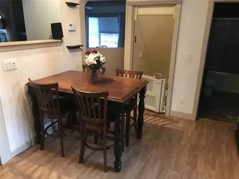 28 Yolande Pl, Woonsocket, RI 02895 photo 9