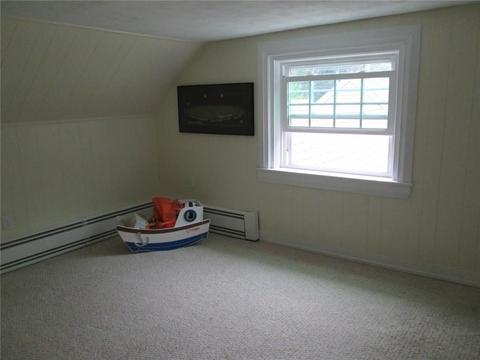 69 Prudence Ct, Warwick, RI 02888 photo 9