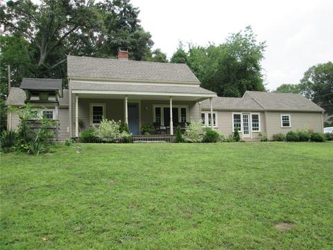69 Prudence Ct, Warwick, RI 02888 photo 1