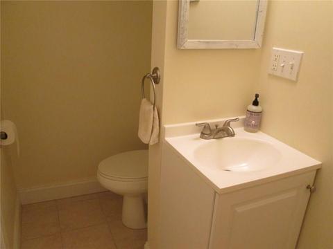 69 Prudence Ct, Warwick, RI 02888 photo 23