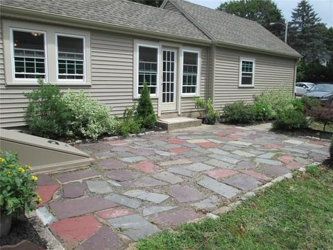 69 Prudence Ct, Warwick, RI 02888 photo 5