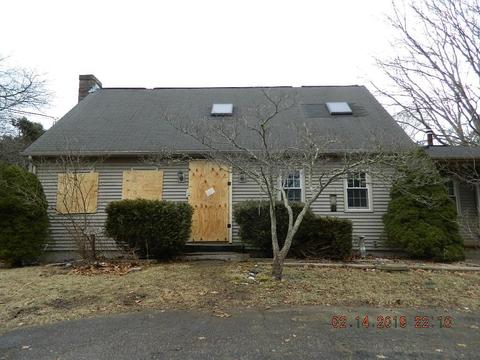 6 Sacco Dr, Westerly, RI 02891 photo 1