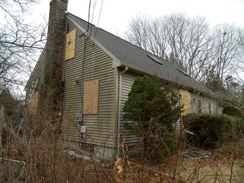 6 Sacco Dr, Westerly, RI 02891 photo 2